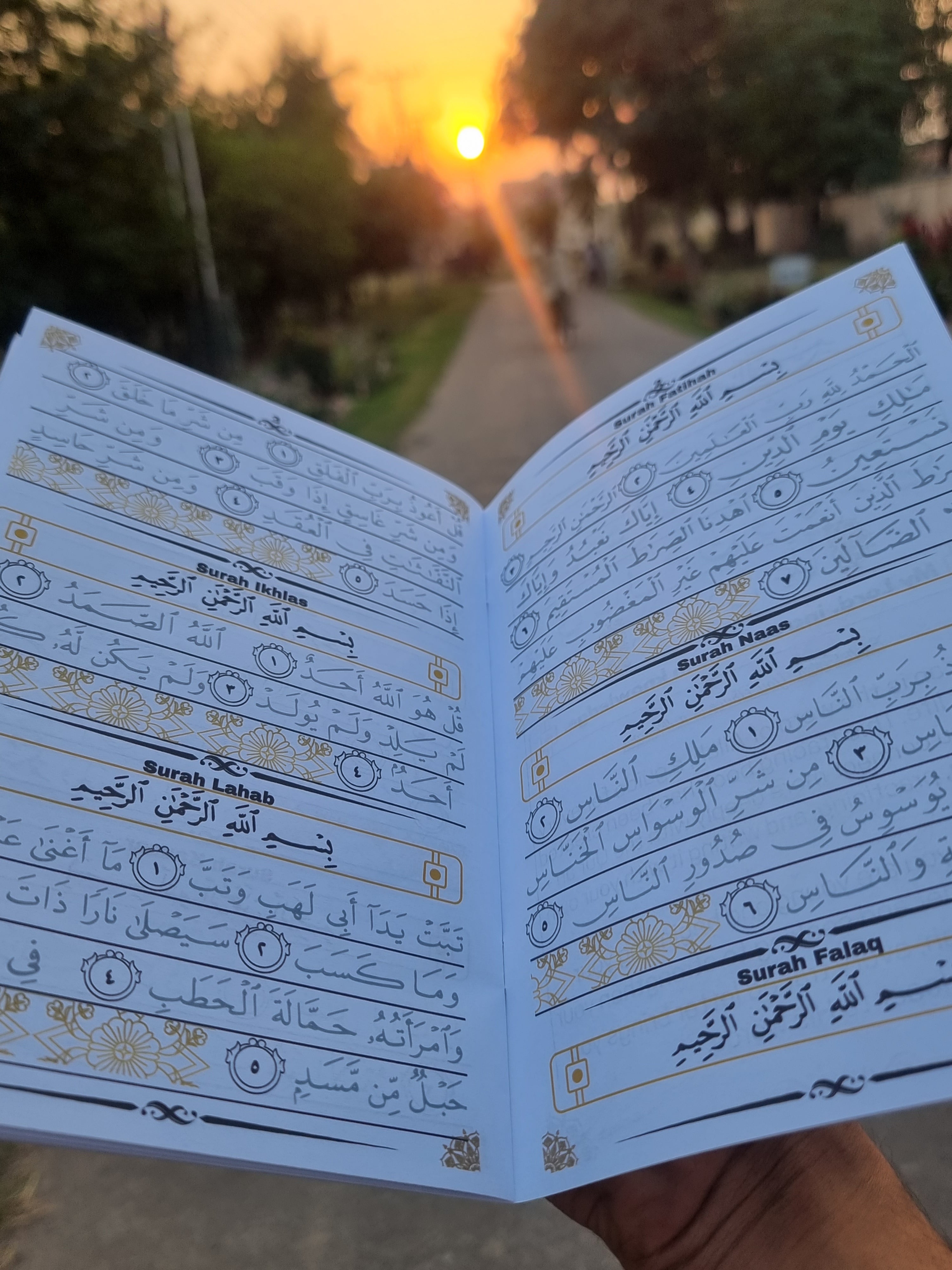 Awaaz-e-Qalam — Tracing Qur’an Book (with Free Pen)